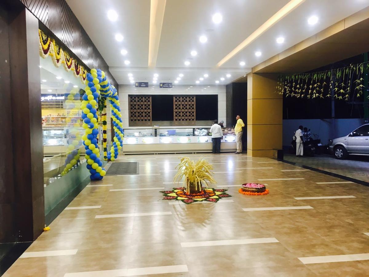 Hotel The Palm Residency- Ariyanoor Selam Zewnętrze zdjęcie